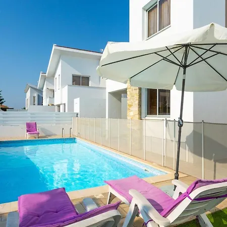 Vila Faros